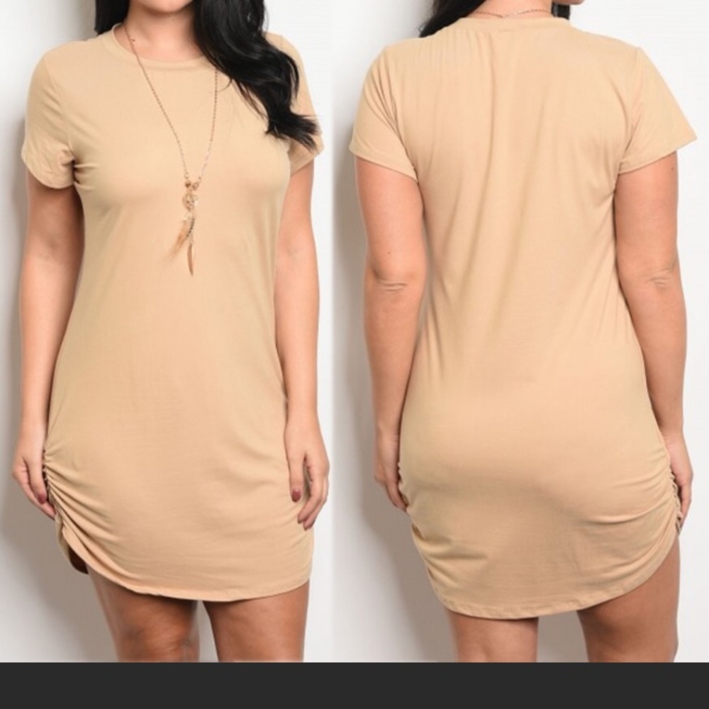 NWT Plus Size T-Shirt Style Dress with Necklace